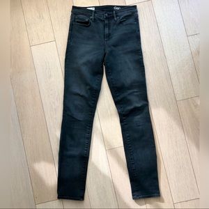 Gap Resolution Dark Gray Slim Straight Jeans